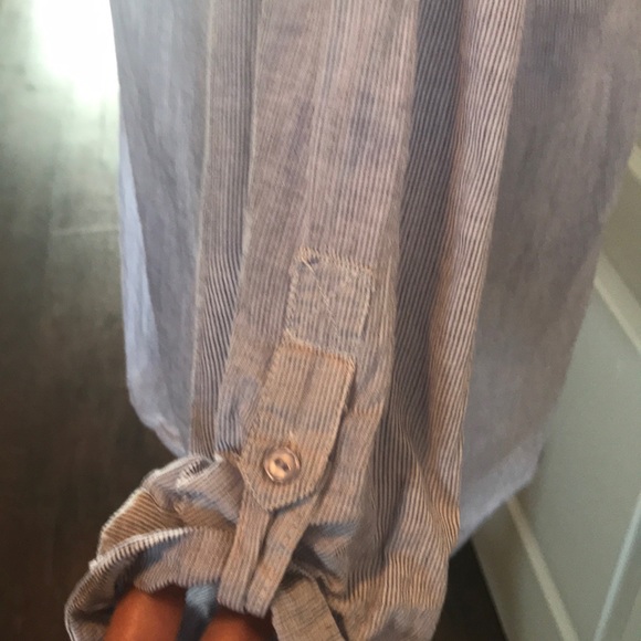 Button down blouse - Picture 4 of 6